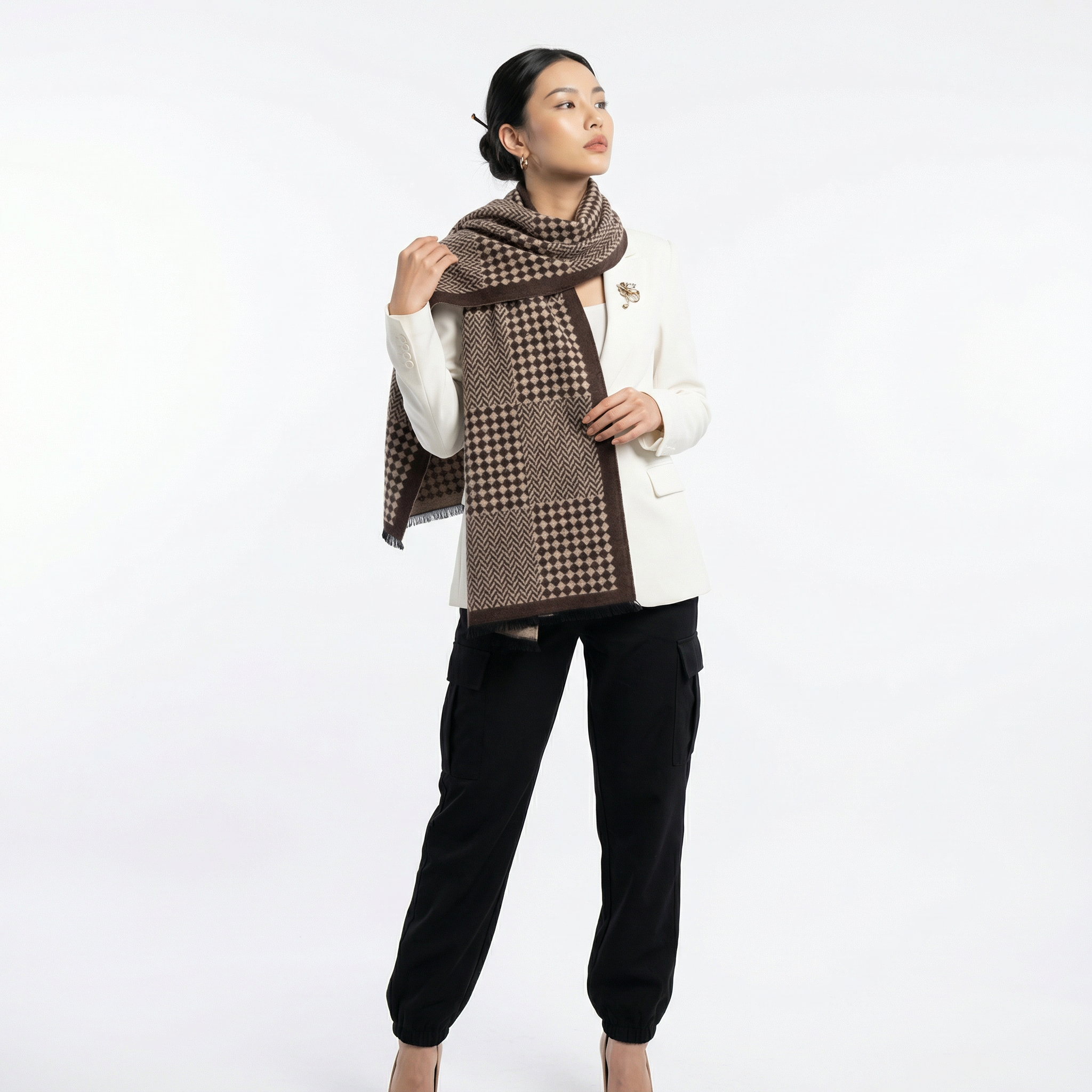 Shu Brocade Scarf – 100% Mulberry Silk | Hand-Cut, Soft &amp; Versatile 180cm*30cm