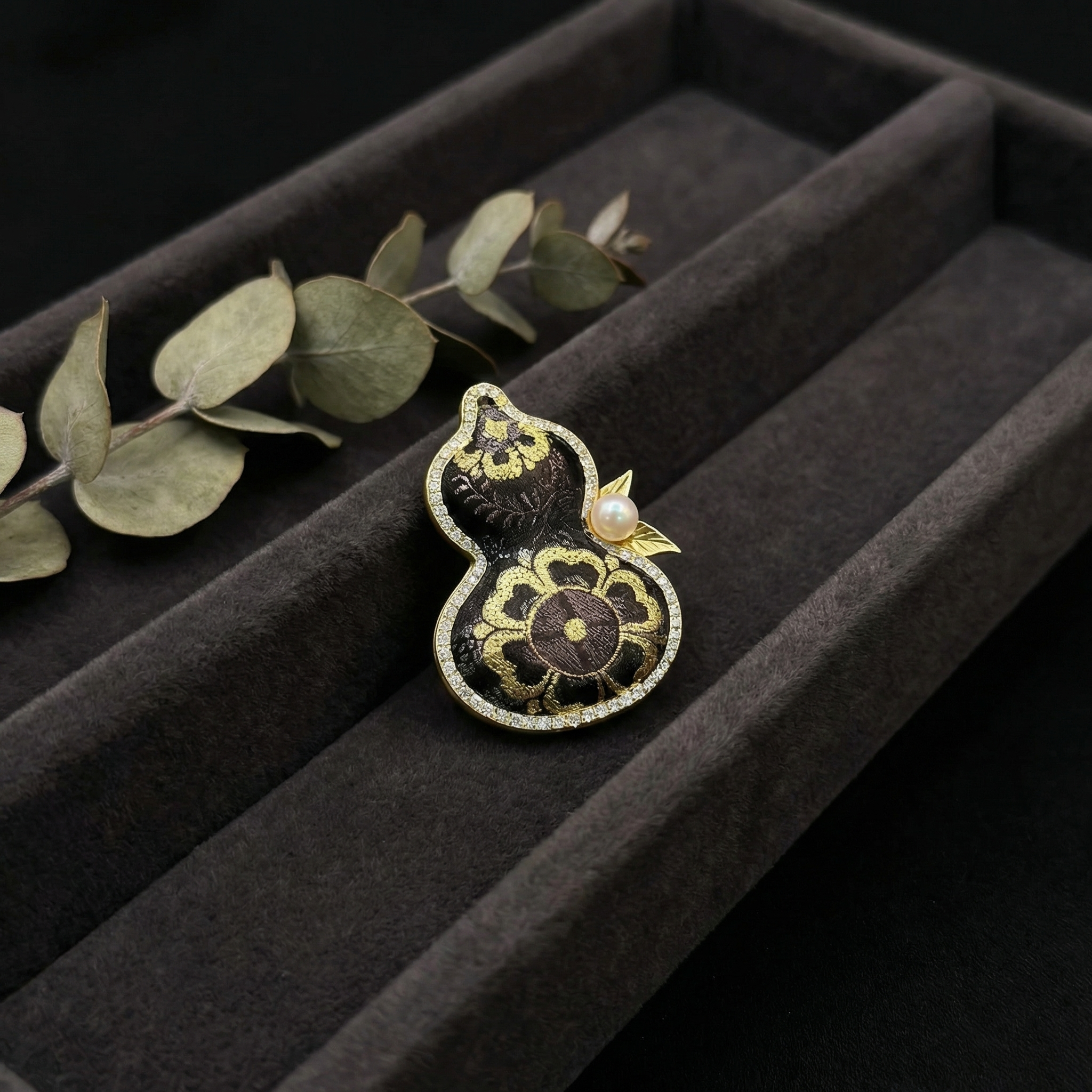 Shu Brocade Pendant