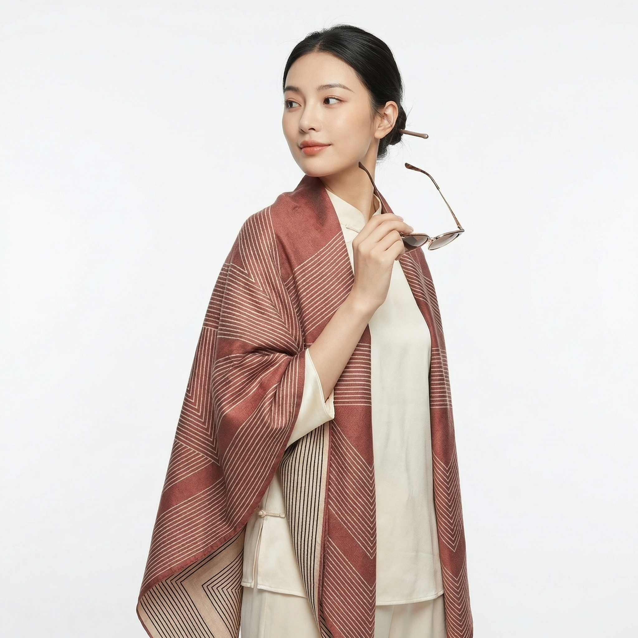 Shu Brocade Shawl - 100% Mulberry Silk | Hand-Cut, Soft & Versatile 140×140cm, traditional pattern