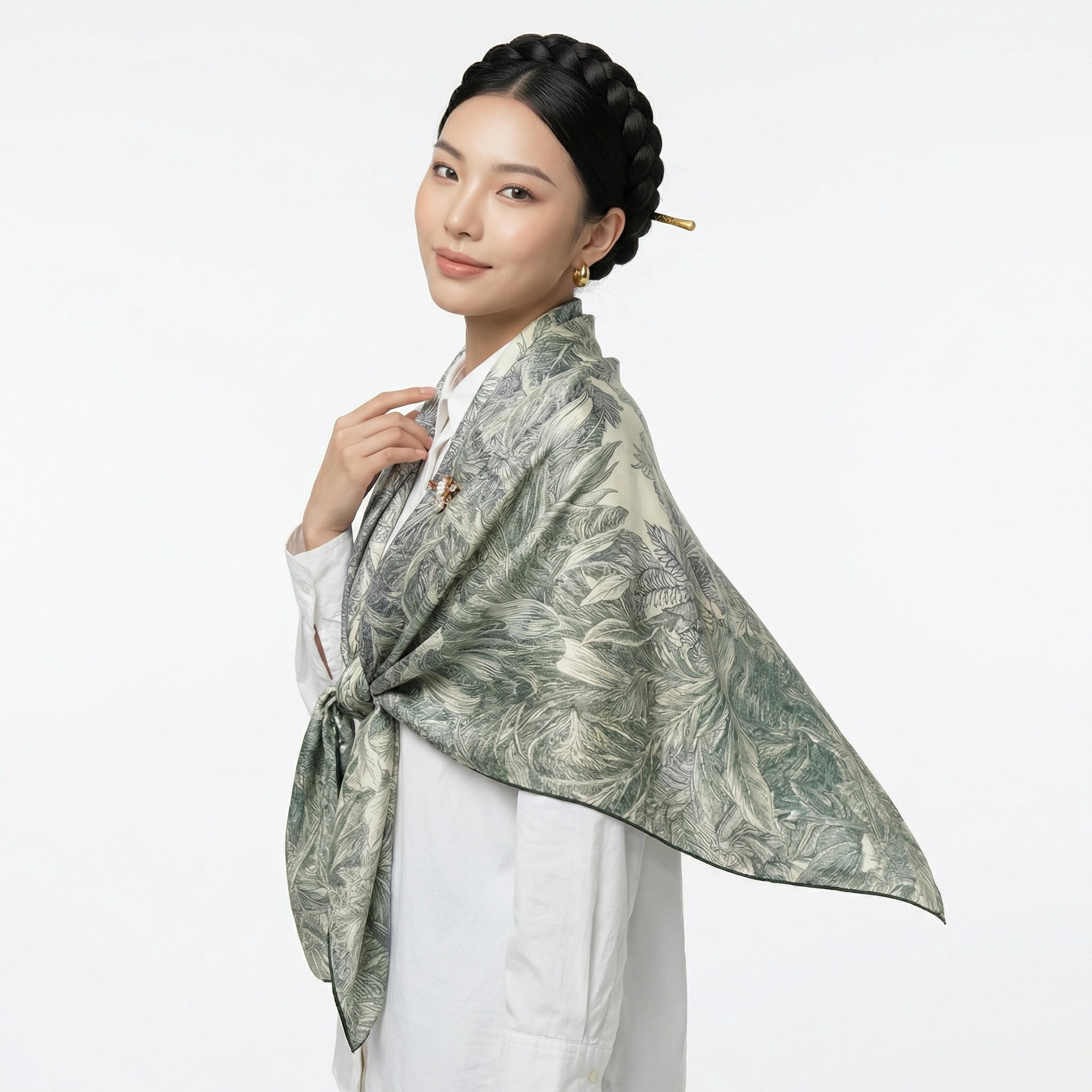 Shu Brocade Shawl - 100% Mulberry Silk | Hand-Cut, Soft & Versatile 140×140cm