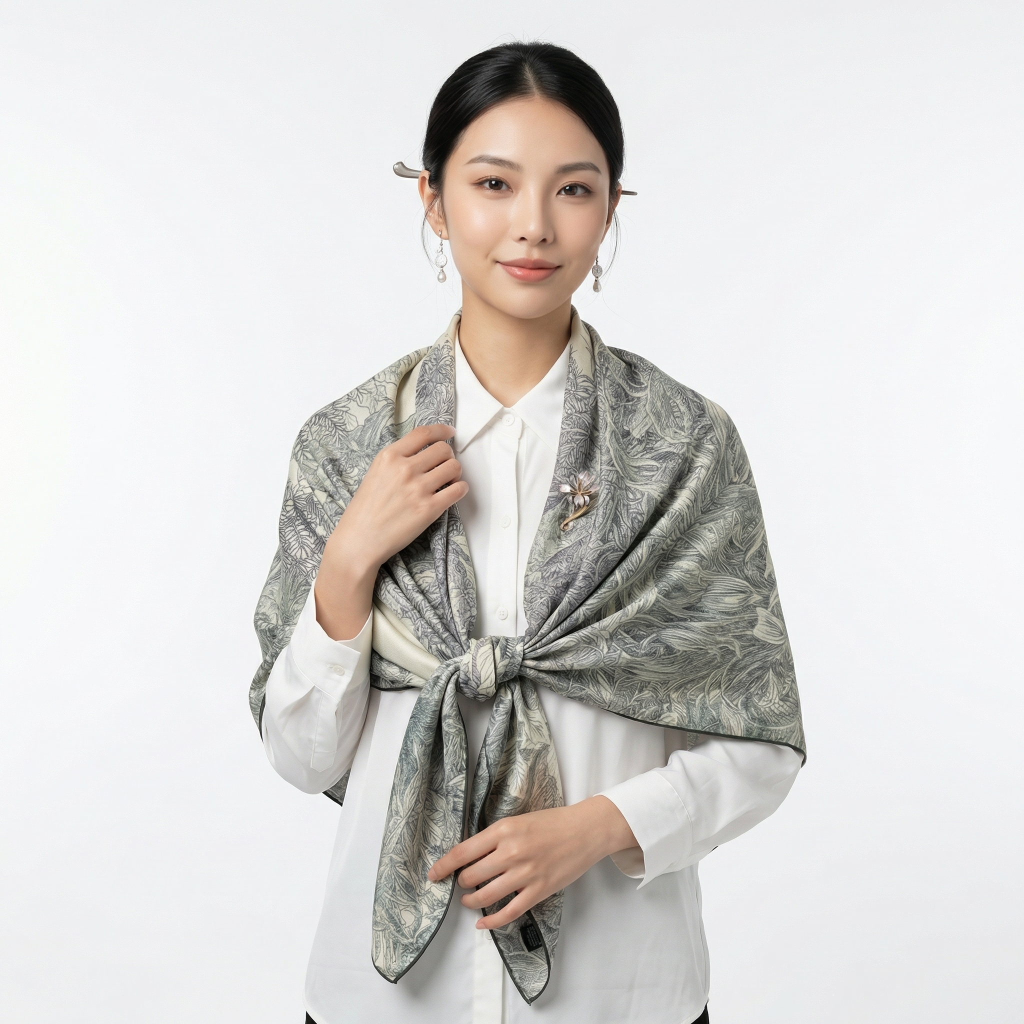 Shu Brocade Shawl - 100% Mulberry Silk | Hand-Cut, Soft & Versatile 140×140cm