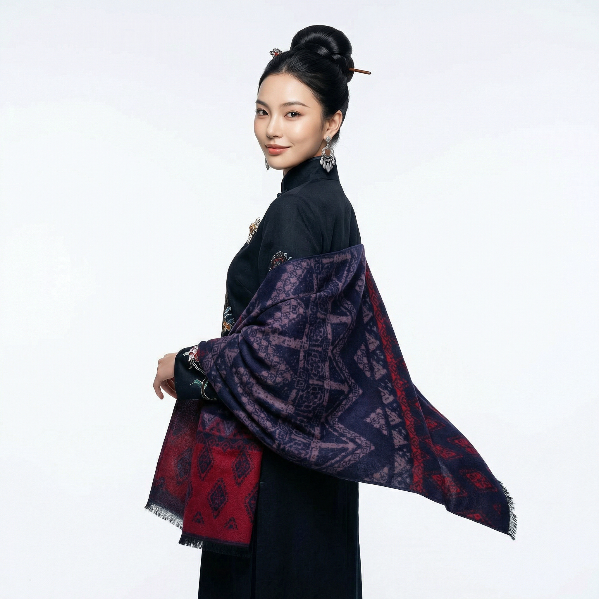Shu Brocade Scarf – 100% Mulberry Silk | Hand-Cut, Soft &amp; Versatile 180cm*30cm