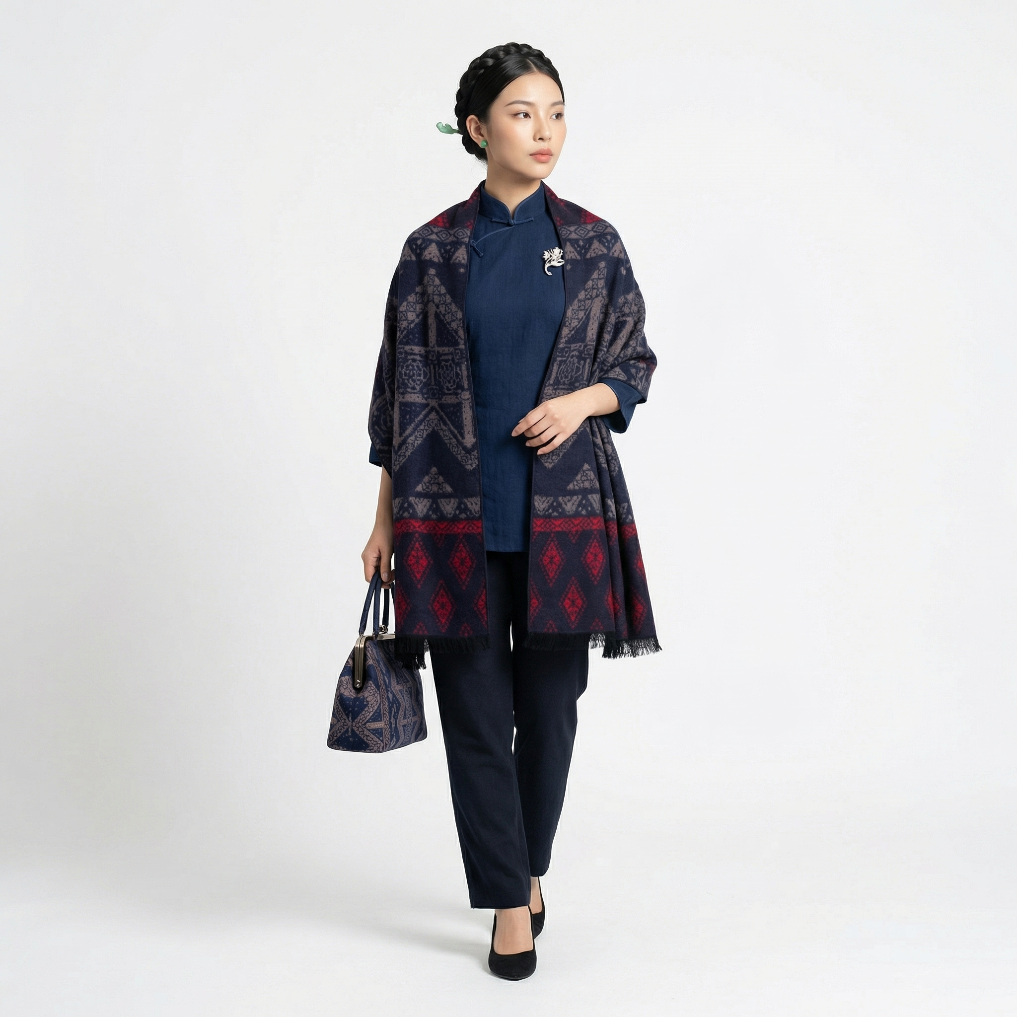 Shu Brocade Scarf – 100% Mulberry Silk | Hand-Cut, Soft &amp; Versatile 180cm*30cm