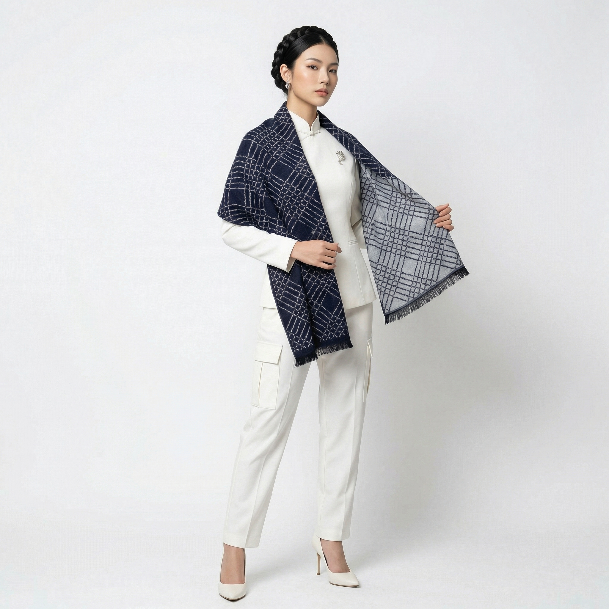 Shu Brocade Scarf – 100% Mulberry Silk | Hand-Cut, Soft &amp; Versatile 180cm*30cm